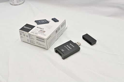 SONY XQDカードリーダー　QDA-SB1　カードアダプター