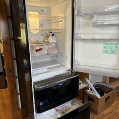 三菱冷蔵庫[2010年製]の画像