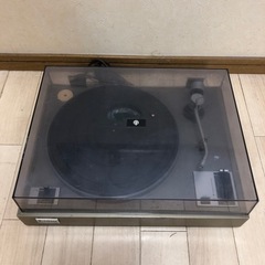 TRIO製のレコードプレーヤーの画像