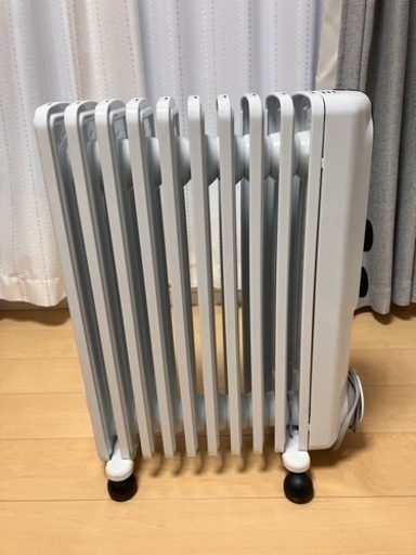 デロンギオイルヒーター　RHJ35M1015-BK