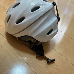 GIRO  ヘルメット　スノーボード