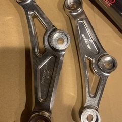カワサキ　z900rs エンジンハンガー　ストライカー