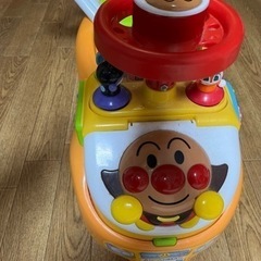 アンパンマンよくばりビジーカーの画像