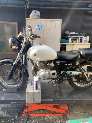 スズキst250