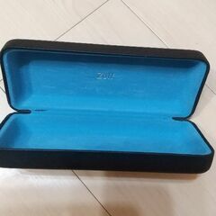 ★zoff★眼鏡ケース★黒、中はスカイブルーの画像