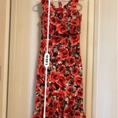 花柄ワンピースの画像