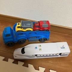 救急車、パトカー、新幹線などまとめての画像