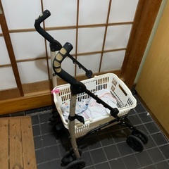 ベビーカー　