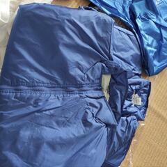 ブルーのジャンバー
