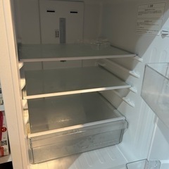 【1/2-3限定】冷蔵庫(3年前に購入)の画像