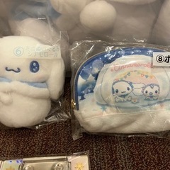 シナモンくじ　ビッグぬいぐるみなどまとめ売り❗️の画像
