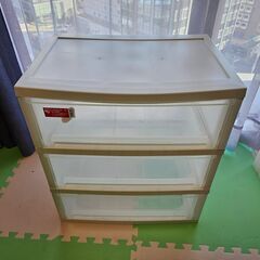 ＜アイリスオーヤマ＞　プラスチック収納ラック４個セット【ホームセンター１００００円相当】＋１０キロお米無料（古米）の画像