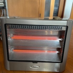 スチーム付き電気ストーブ　取引中