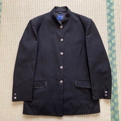 北海道新川高等学校　制服4点セット(学ラン上下、夏用ズボン、夏用ポロシャツ×2)の画像