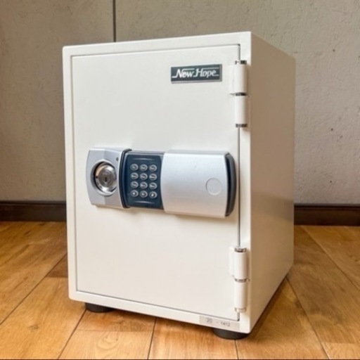【購入決定】プッシュボタン式耐火金庫