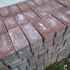 インターロッキングブロック