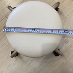 スツールの画像