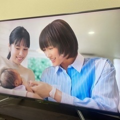 Sony 4kテレビ2018年製49インチ 少し不具合あり　テレビ台も出品できますの画像