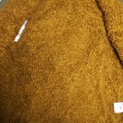 Branshesのモコモコベスト130㎝の画像