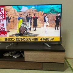 Sony 4kテレビ2018年製49インチ 少し不具合あり　テレビ台も出品できます