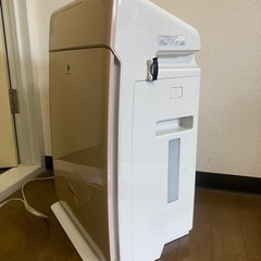 Panasonic nanoe 加湿空気清浄機 F-VXF45 分解清掃済みの画像