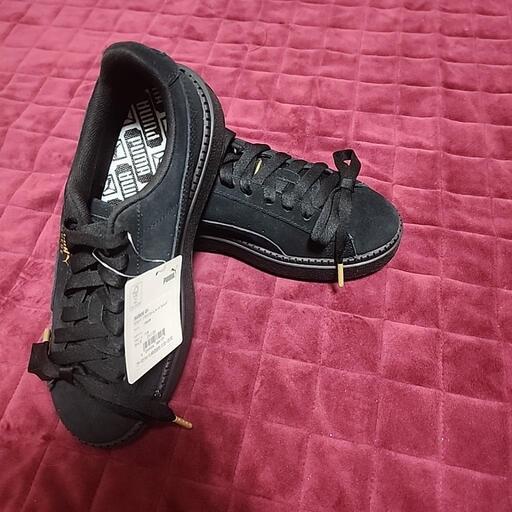 puma スニーカー　スウェード　レディース　25cm 新品未使用　フォロー割引300