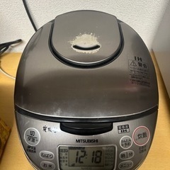 炊飯器の画像