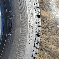 BRIDGESTONE BLIZZAK VRX 185/65R15 88Qの画像