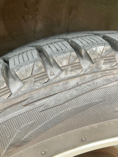 【値下げしました】ブリヂストン　ブリザック215/60R17ホイール付き4本セット