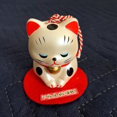 干支と縁起物の置物4個セットの画像