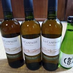 ワイン3本（原産国フランス）プラス日本酒1本の画像