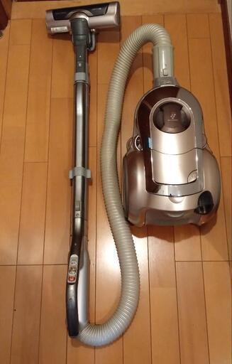 掃除機　SHARPサイクロン式