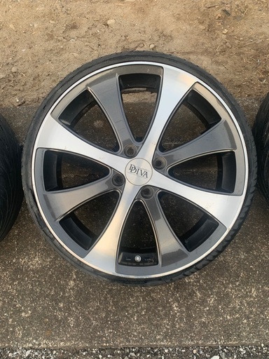ロクサーニ 165/35R17
