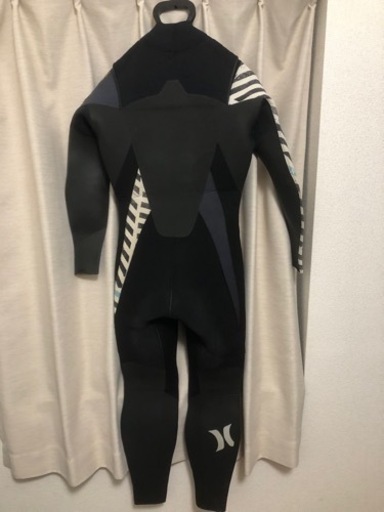 ウェットスーツ　セミドライ　MLサイズ