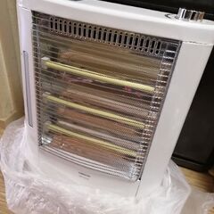 ヤマゼンYAMAZEN DSE-KC104 加湿機能付き電気ヒーターの画像