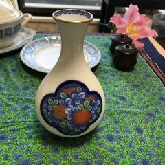 香蘭社の花瓶の画像