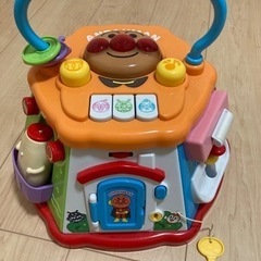 取引中　アンパンマン　よくばりボックス　８ヶ月〜