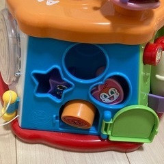 取引中　アンパンマン　よくばりボックス　８ヶ月〜の画像
