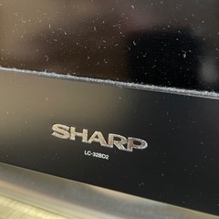 シャープAQUOS 32インチ2006年製　テレビの画像