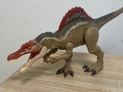 恐竜　スピノサウルス　おもちゃ　中古美品