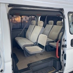 商談中⚫︎最安値⚫︎NOX適合キャラバンディーゼルターボ4WD 車いす移動車なので税金安い⚫︎送迎にもの画像