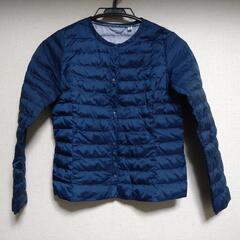 UNIQLO　薄手　ダウンジャケット　ネイビー