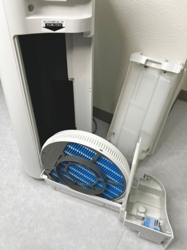 最終値下げ【1/5限定!東京都調布市】SHARPシャープ加湿空気清浄機 KC-J50-W