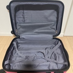 キャリーケース　の画像