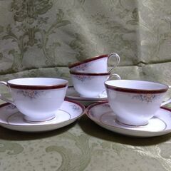 ノリタケ　カップ　&　ソーサー　4客セット