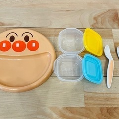 【離乳食】食器セット　マンチキン吸盤皿もアンパンマンも！の画像