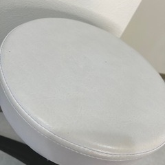 0円!!【1/5限定!東京都調布市】キャスタースツール2脚の画像