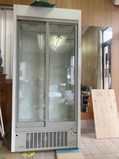 冷蔵ショーケース