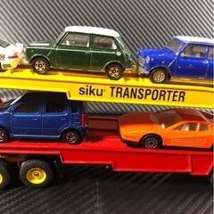 siku キャリアカー　ジグ　の画像