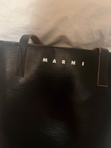 マルニ　MARNI　カバン